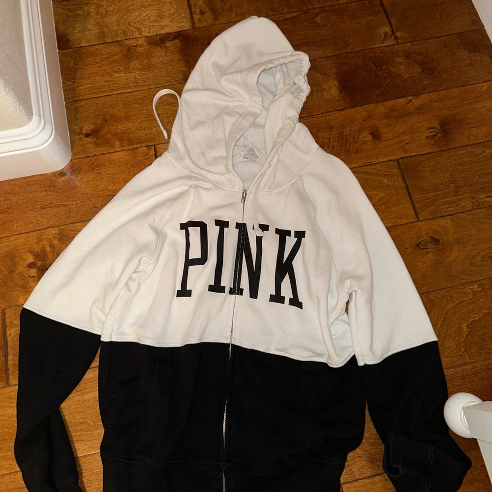 Classic VS PINK black and white hood